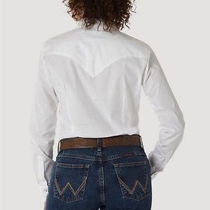 Wrangler women’s medium WESTERN FASHION LS SOLID TOP:WHITE:L: new never worn